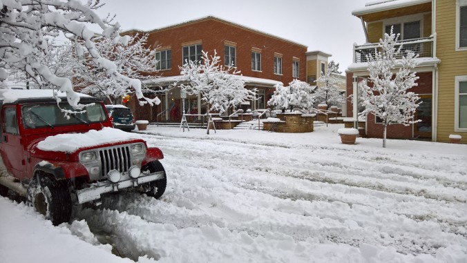 Storm in progress: Heavy wet snow blankets area – BoulderCAST